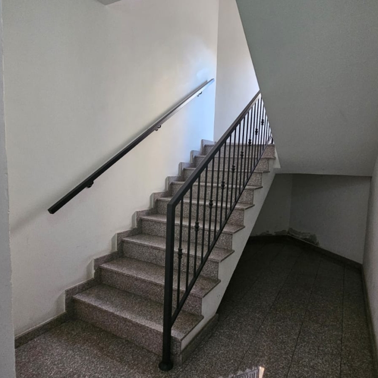 780
