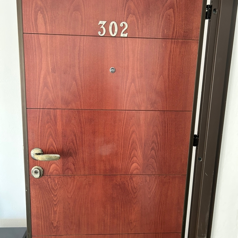 780